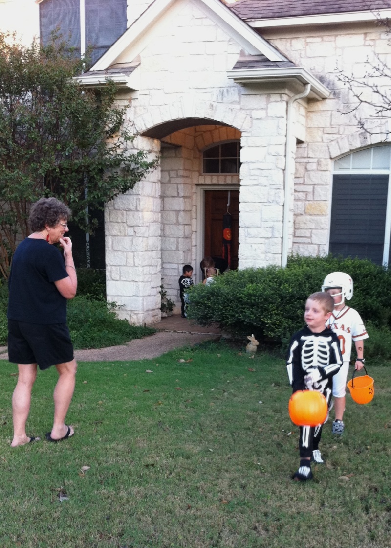 2010/10(Oct)/Halloween Fun/800x600_2010-10-31-09 Halloween Ian Sydney.jpg